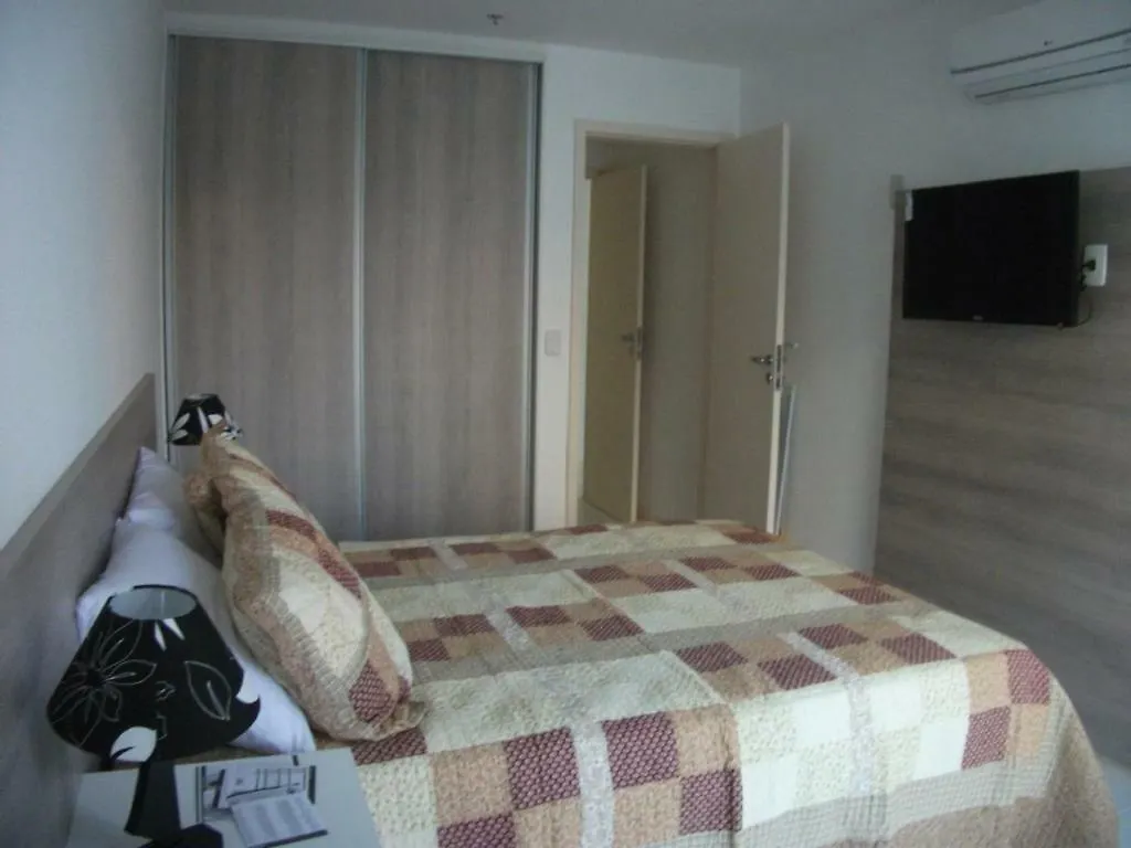 Mandai Apart Lateral Cabo Frio Apartment